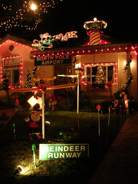 Candy Cane Lane: Reindeer runway
