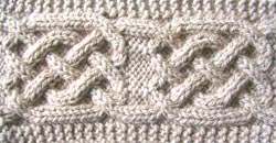 Celtic cable scarf, detail